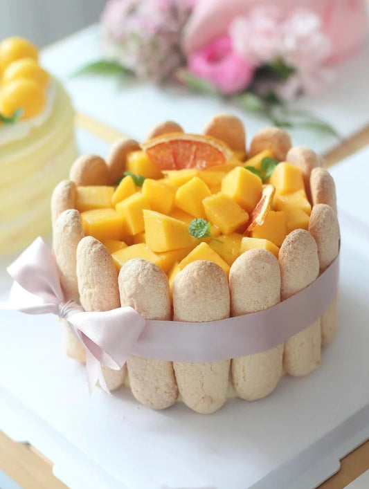 CHARLOTTE MANGO
